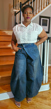Load image into Gallery viewer, Crossover Jeans
